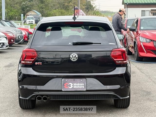 VolksWagen POLO 2019-11 8008433-10