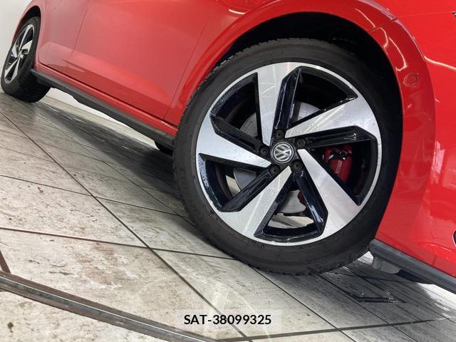 VolksWagen POLO 2020-10 8009451-11