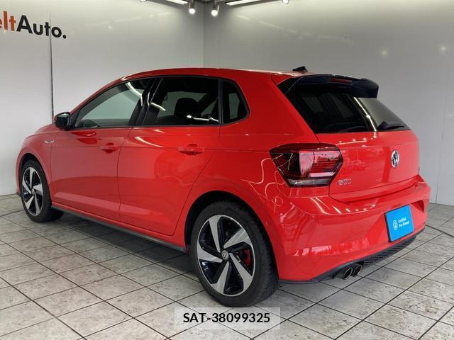 VolksWagen POLO 2020-10 8009451-15