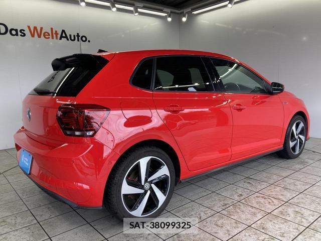 VolksWagen POLO 2020-10 8009451-16