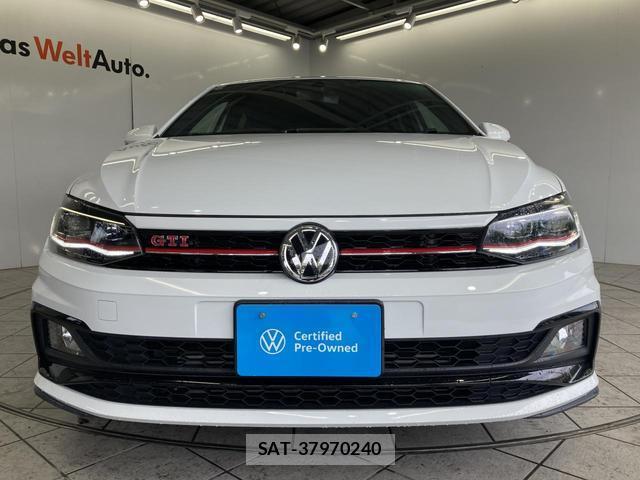 VolksWagen POLO 2018-06 8009452-13