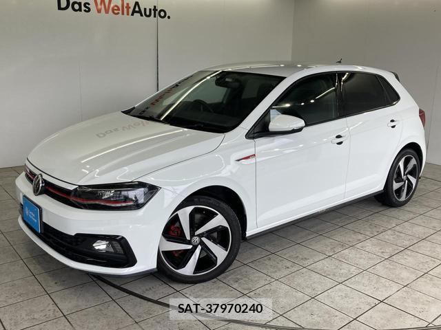 VolksWagen POLO 2018-06 8009452-18