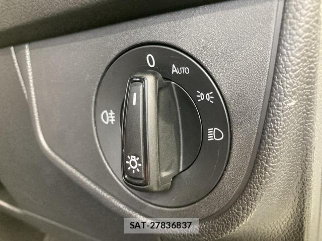 VolksWagen POLO 2024-06 8009455-11