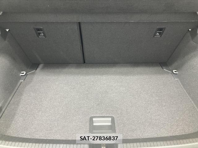 VolksWagen POLO 2024-06 8009455-16