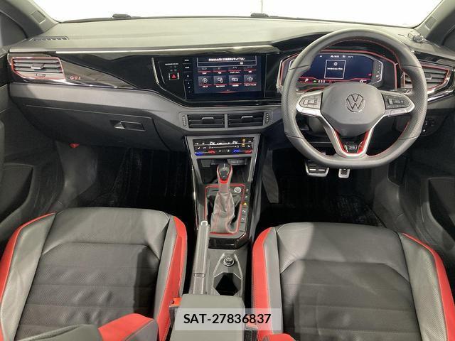 VolksWagen POLO 2024-06 8009455-2
