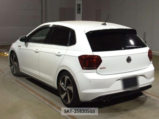 VolksWagen POLO 2019-03 8010204-1