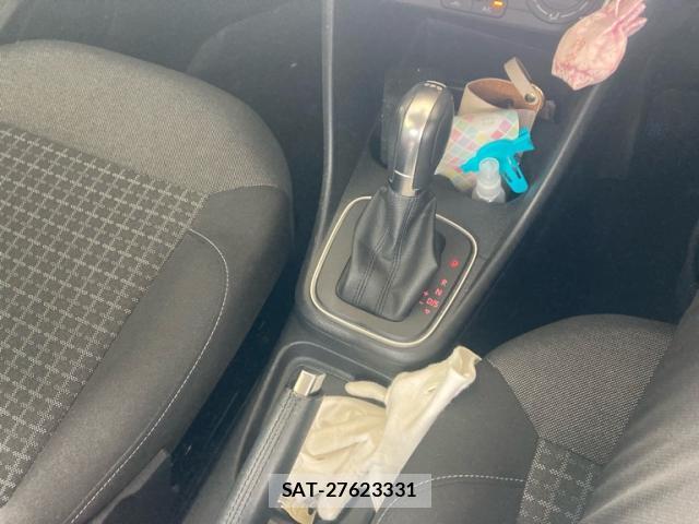 VolksWagen POLO 2016-05 8005227-16
