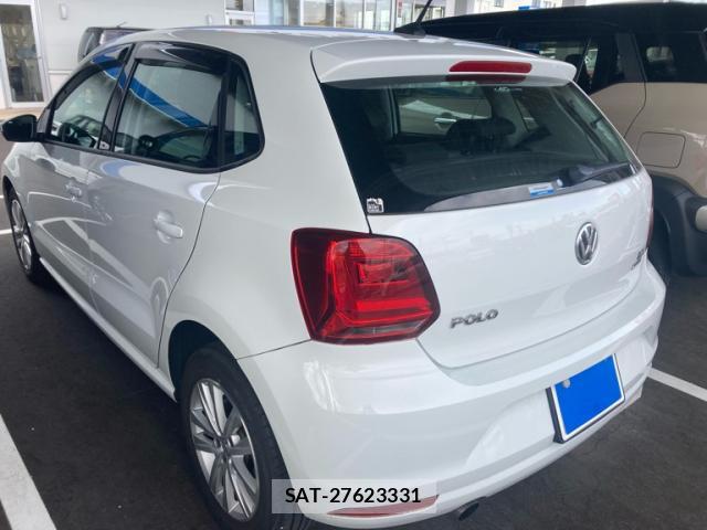 VolksWagen POLO 2016-05 8005227-5