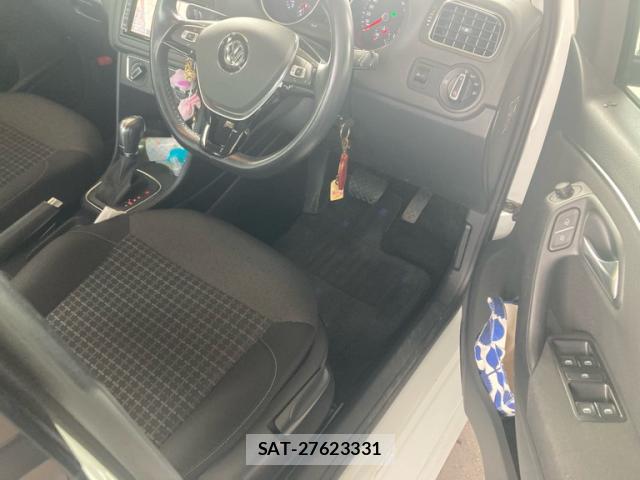 VolksWagen POLO 2016-05 8005227-8