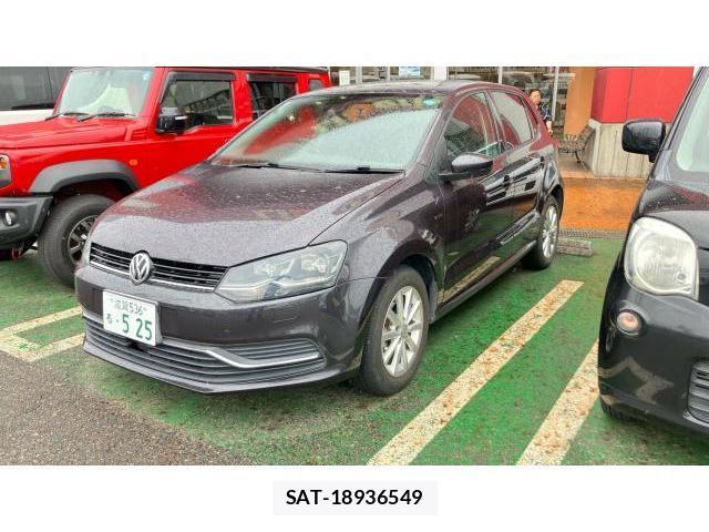 VolksWagen POLO 2015-08 8009808-1