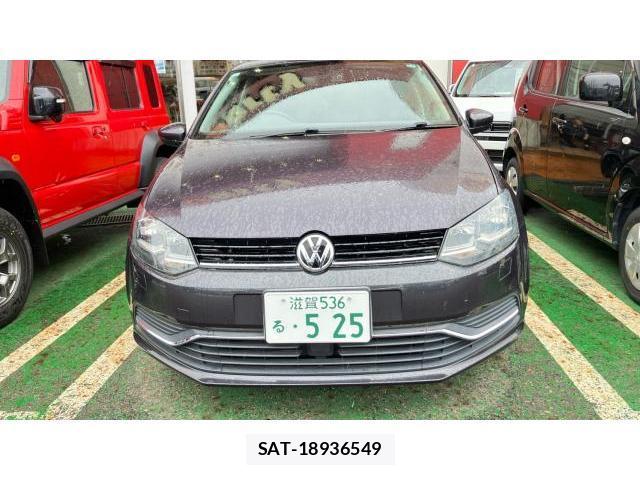 VolksWagen POLO 2015-08 8009808-4