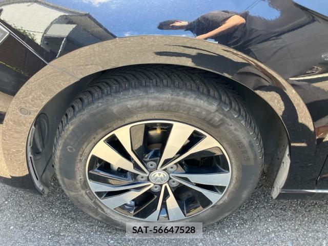 VolksWagen POLO 2019-11 8010926-7