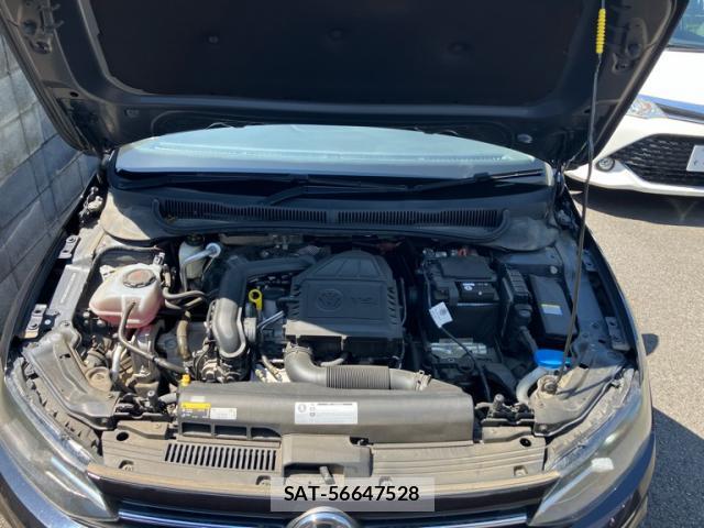 VolksWagen POLO 2019-11 8010926-8
