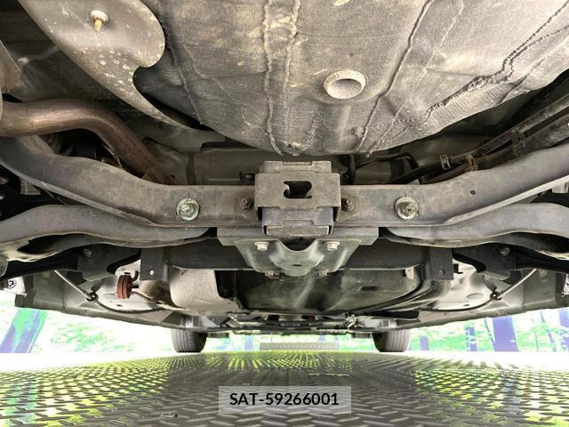 Mazda PREMACY 2013-09 8005048-18