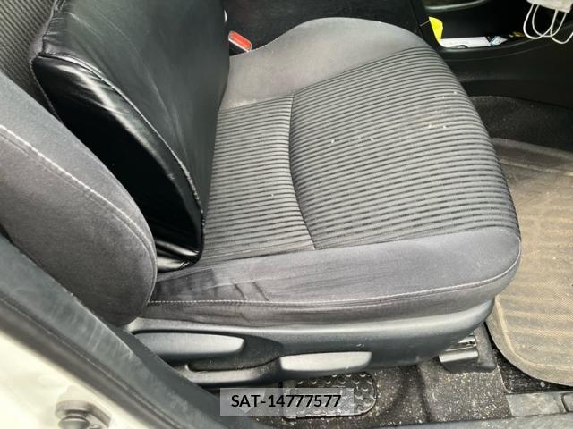 Toyota PRIUS ALPHA 2016-12 8005300-17