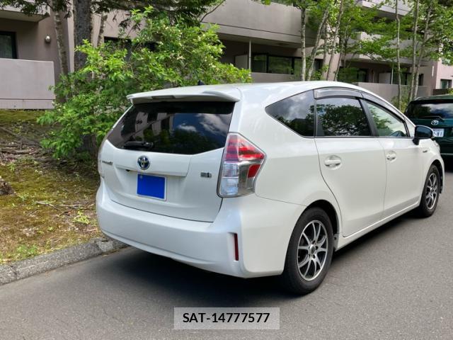 Toyota PRIUS ALPHA 2016-12 8005300-4