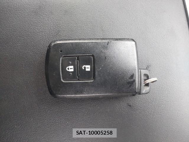 Toyota PRIUS ALPHA 2017-07 8005605-14
