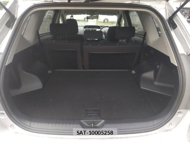 Toyota PRIUS ALPHA 2017-07 8005605-7