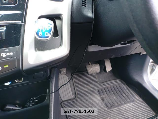 Toyota PRIUS ALPHA 2017-07 8005678-11