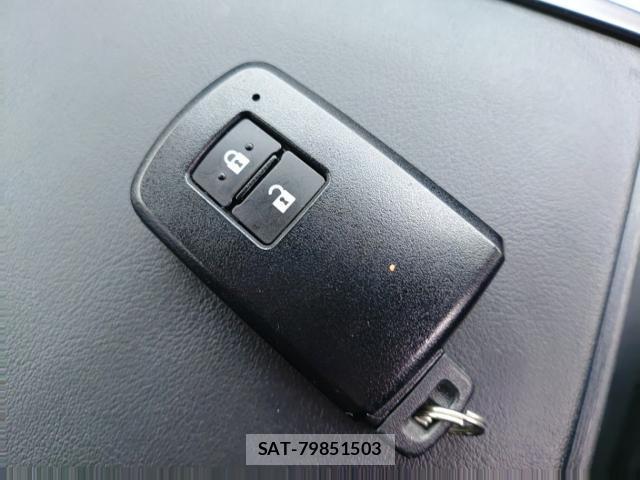 Toyota PRIUS ALPHA 2017-07 8005678-14