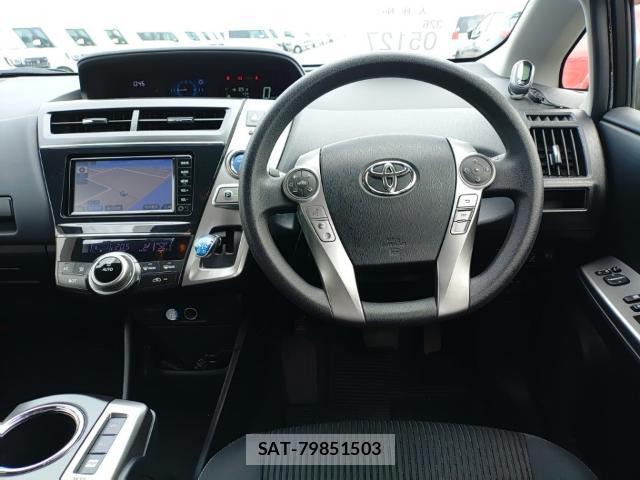 Toyota PRIUS ALPHA 2017-07 8005678-2