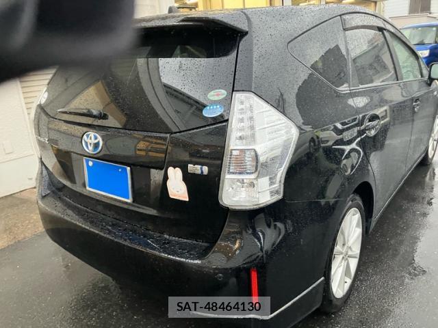Toyota PRIUS ALPHA 2011-09 8005725-5