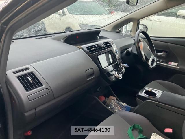 Toyota PRIUS ALPHA 2011-09 8005725-8
