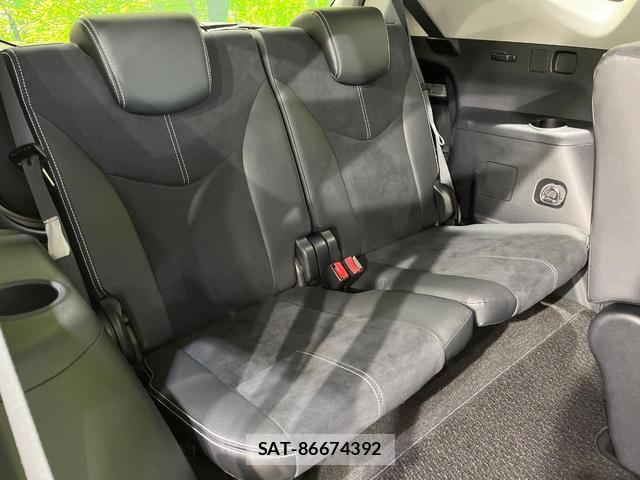 Toyota PRIUS ALPHA 2015-06 8005851-10