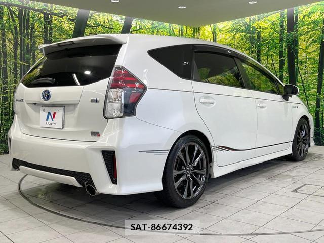 Toyota PRIUS ALPHA 2015-06 8005851-17