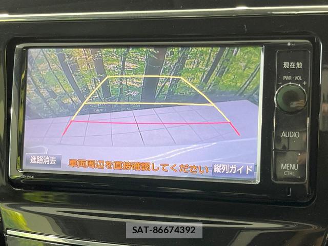 Toyota PRIUS ALPHA 2015-06 8005851-3