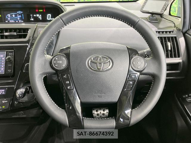 Toyota PRIUS ALPHA 2015-06 8005851-7