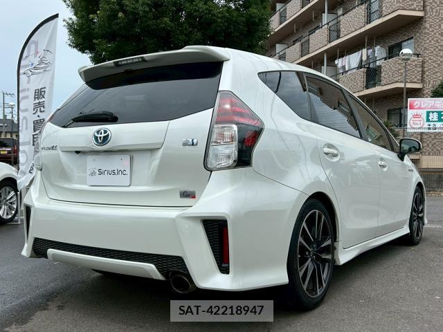 Toyota PRIUS ALPHA 2016-12 8006504-13