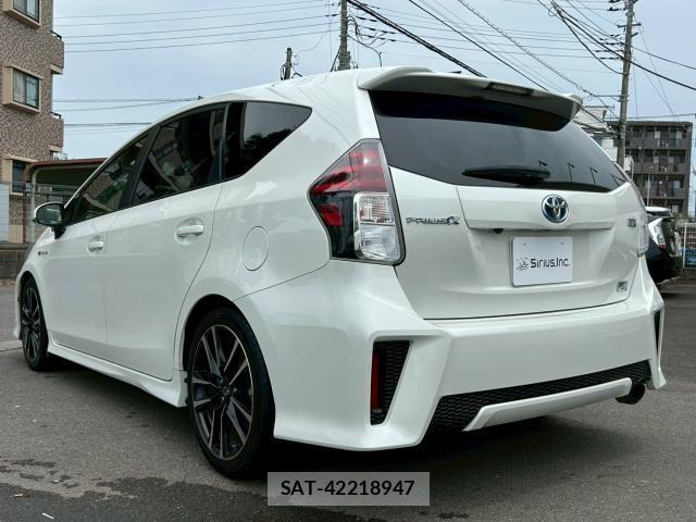 Toyota PRIUS ALPHA 2016-12 8006504-14