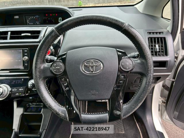 Toyota PRIUS ALPHA 2016-12 8006504-15