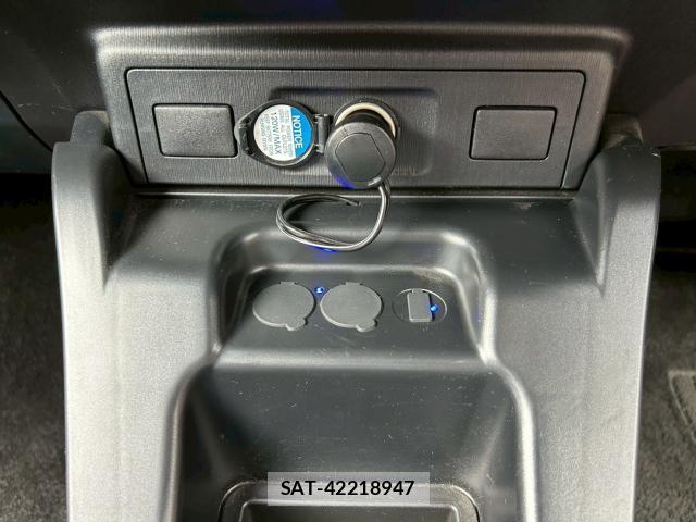 Toyota PRIUS ALPHA 2016-12 8006504-19
