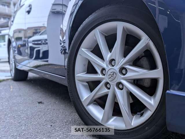 Toyota PRIUS ALPHA 2011-06 8006707-10