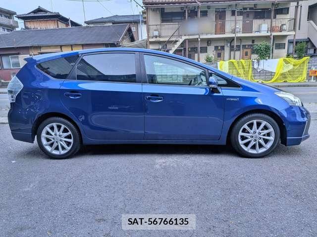 Toyota PRIUS ALPHA 2011-06 8006707-13