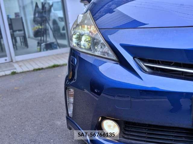 Toyota PRIUS ALPHA 2011-06 8006707-9