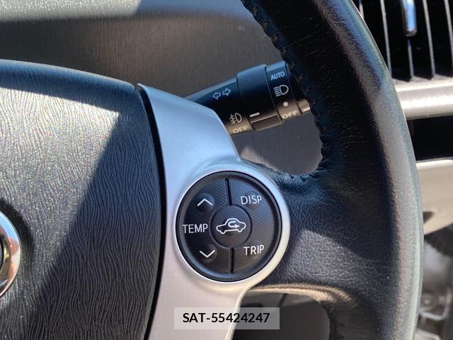 Toyota PRIUS ALPHA 2012-10 8007055-13