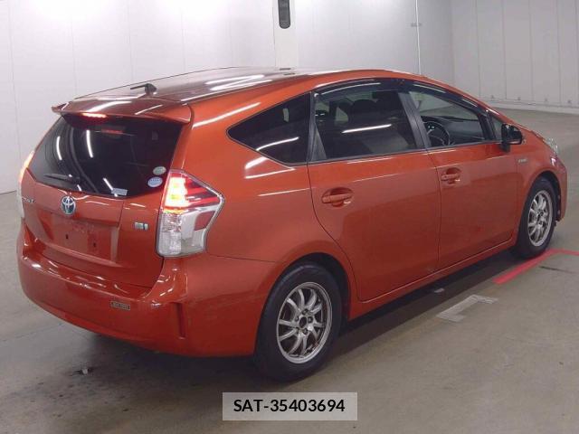 Toyota PRIUS ALPHA 2015-12 8010497-4