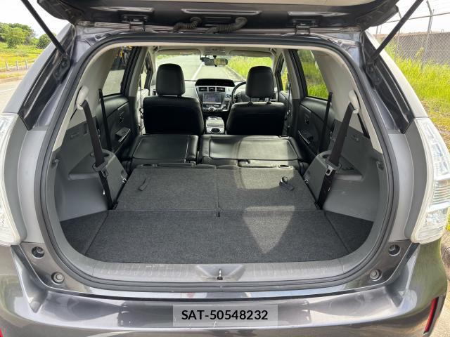 Toyota PRIUS ALPHA 2014-05 8010663-11