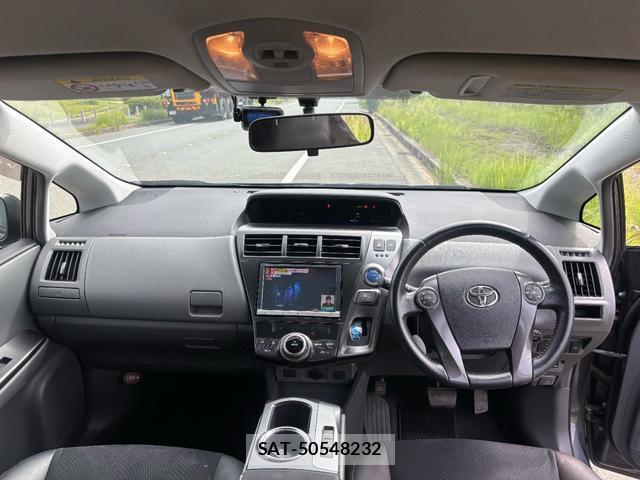 Toyota PRIUS ALPHA 2014-05 8010663-2