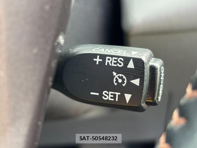 Toyota PRIUS ALPHA 2014-05 8010663-6