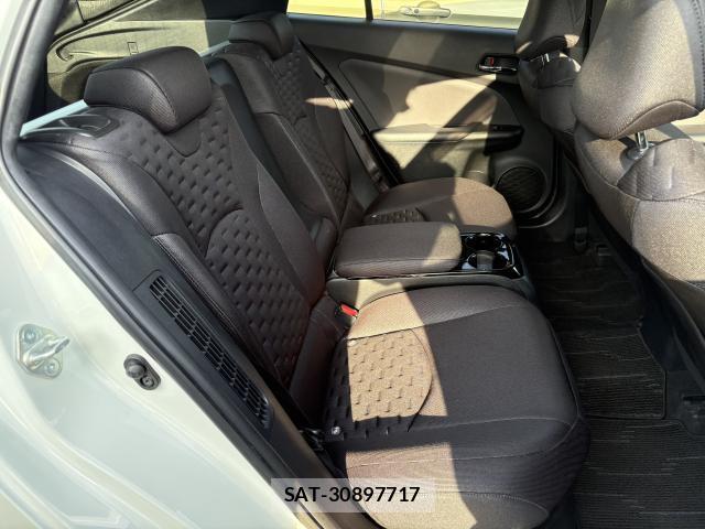 Toyota PRIUS PHV 2017-05 8003390-7