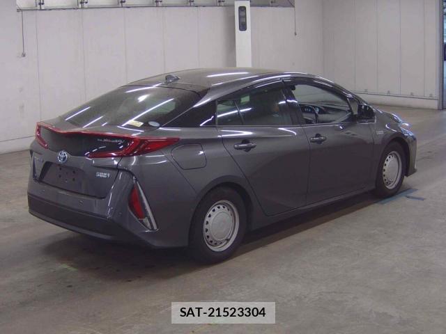 Toyota PRIUS PHV 2021-03 8004020-4