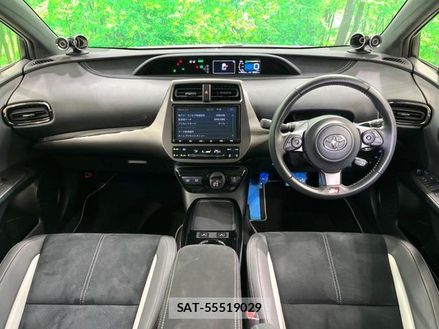 Toyota PRIUS PHV 2019-10 8004804-1
