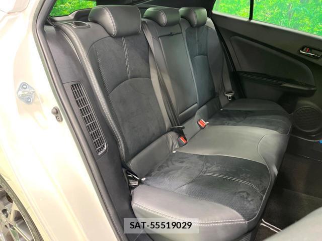 Toyota PRIUS PHV 2019-10 8004804-11