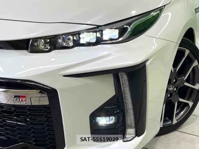 Toyota PRIUS PHV 2019-10 8004804-13