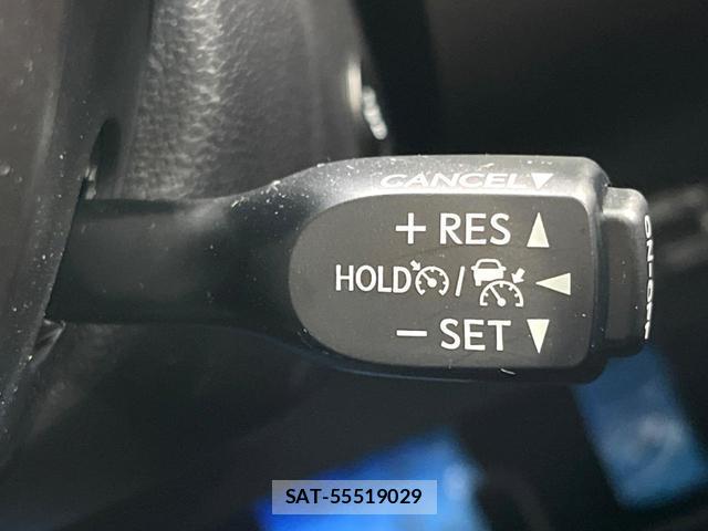 Toyota PRIUS PHV 2019-10 8004804-5