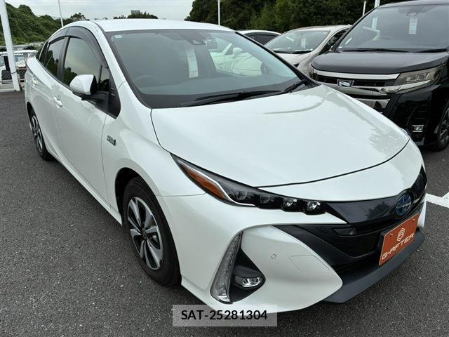 Toyota PRIUS PHV 2019-07 8008457-0